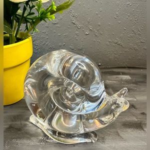 Vintage clear glass snail swirl shell stretched art glass decor paperweight